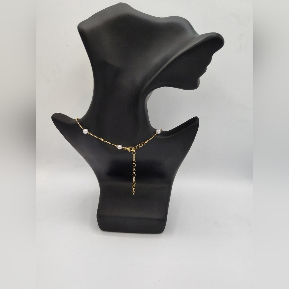 Dainty Goldtone Faux Pearl And Gold Bead Station Necklace With Extender NWOT - Picture 3 of 3